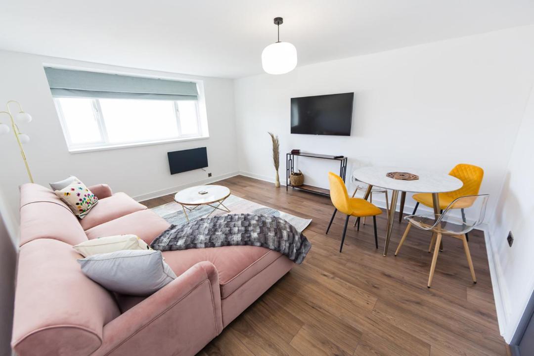 Coastline Villas - Heart Of Redcar 1 & 2 Bed New Apartments, Ideal For Contractors And Holidayers Zewnętrze zdjęcie